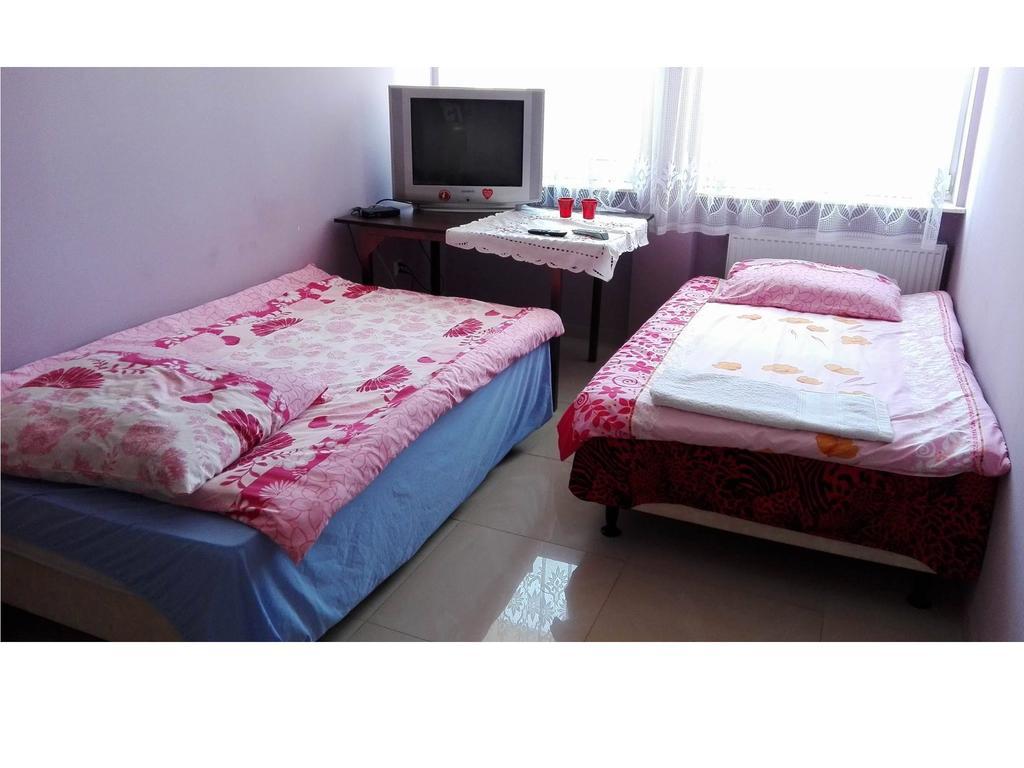 Pokoje Do Wynajecia Staporkow Apartment Ngoại thất bức ảnh